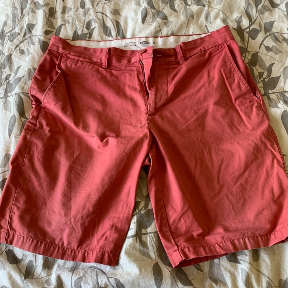 MENS CORAL SHORTS
